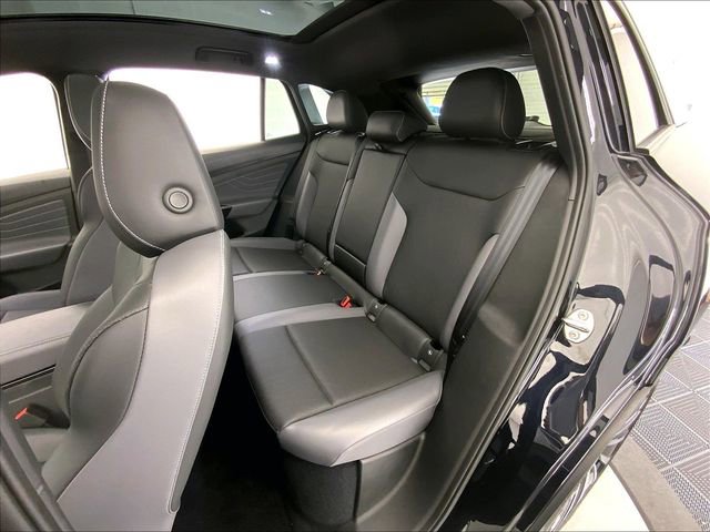 Used 2023 Volkswagen ID.4 Pro S Plus AWD/4WD image 23