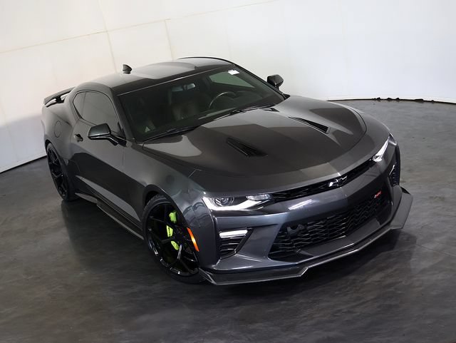 Used 2016 Chevrolet Camaro SS RWD image 7