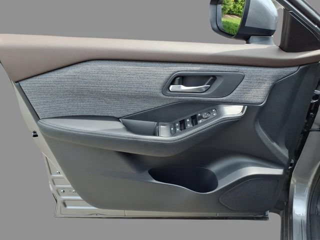Certified 2023 Nissan Rogue SV AWD/4WD image 17