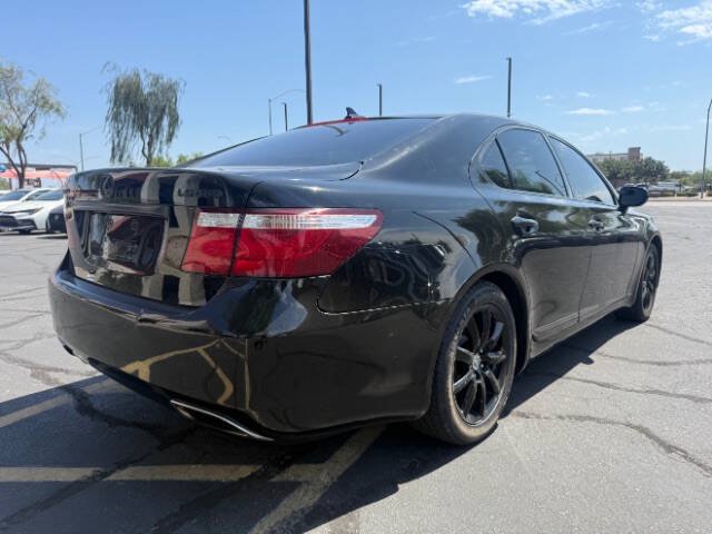 Used 2008 Lexus LS 460 w/ Comfort Pkg RWD image 3