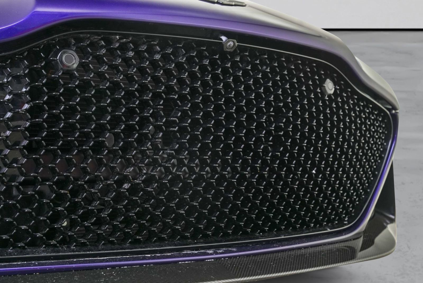 Used 2023 Aston Martin DBS Coupe RWD image 39