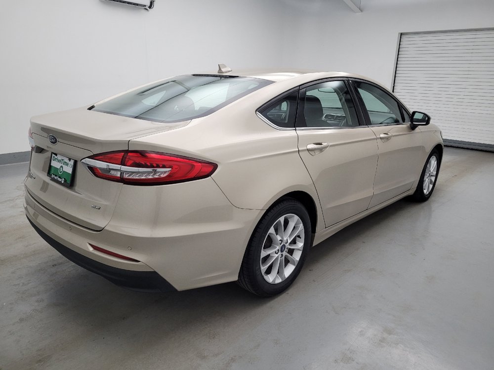 Used 2019 Ford Fusion SE FWD image 10