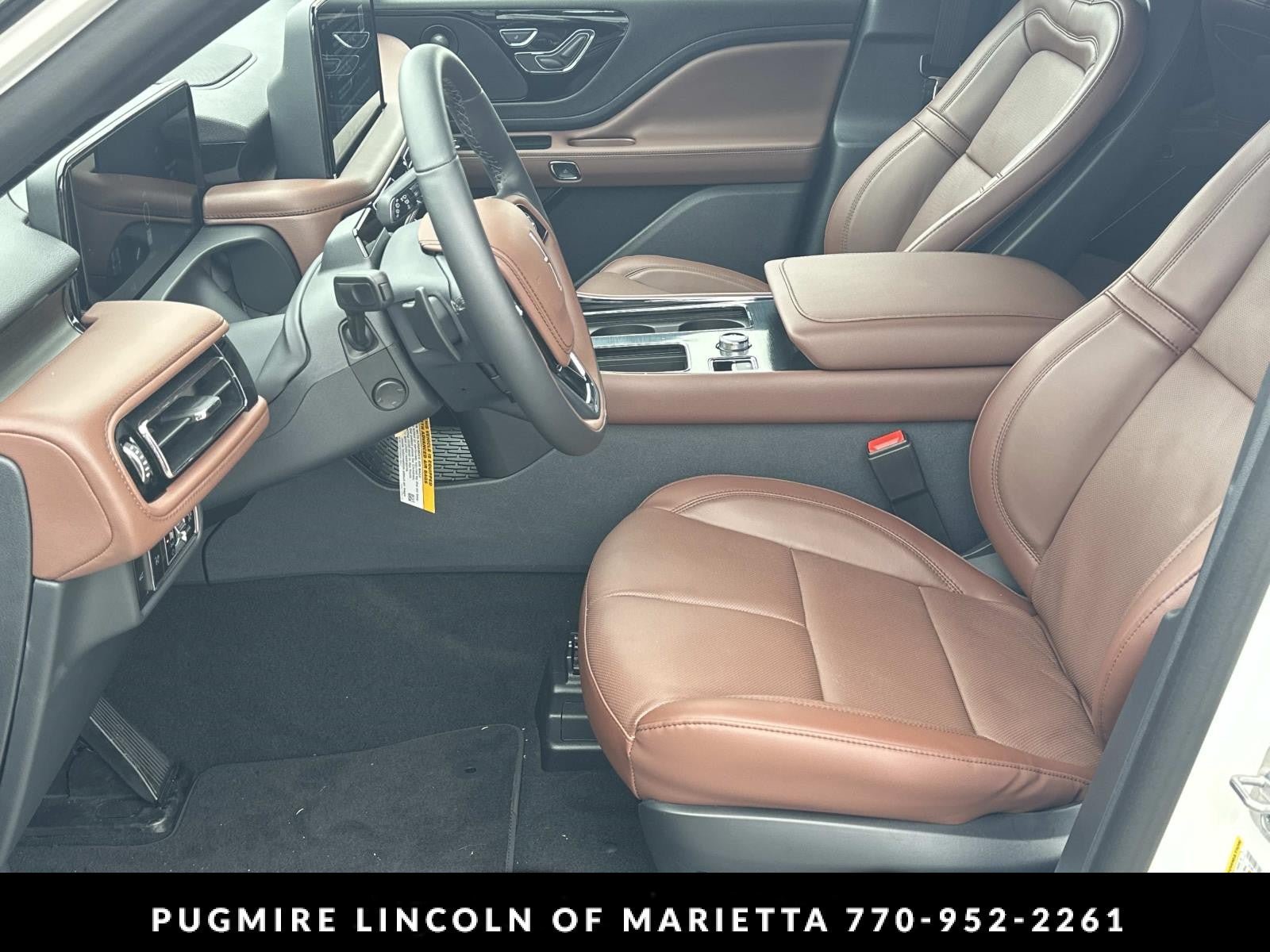 New 2026 Lincoln Aviator Reserve w/ Illumination Package AWD/4WD image 9