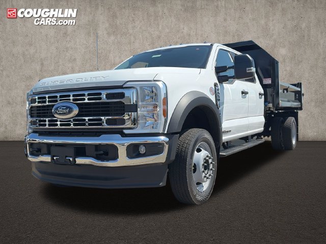 New 2026 Ford F550 4x4 Crew Cab image 3