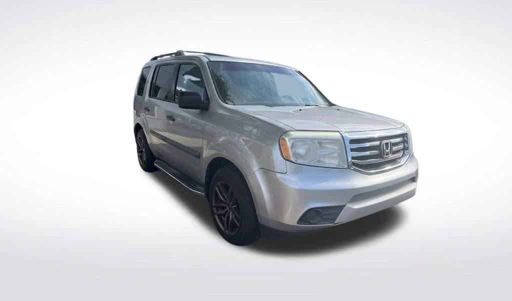 Used 2015 Honda Pilot LX image 3