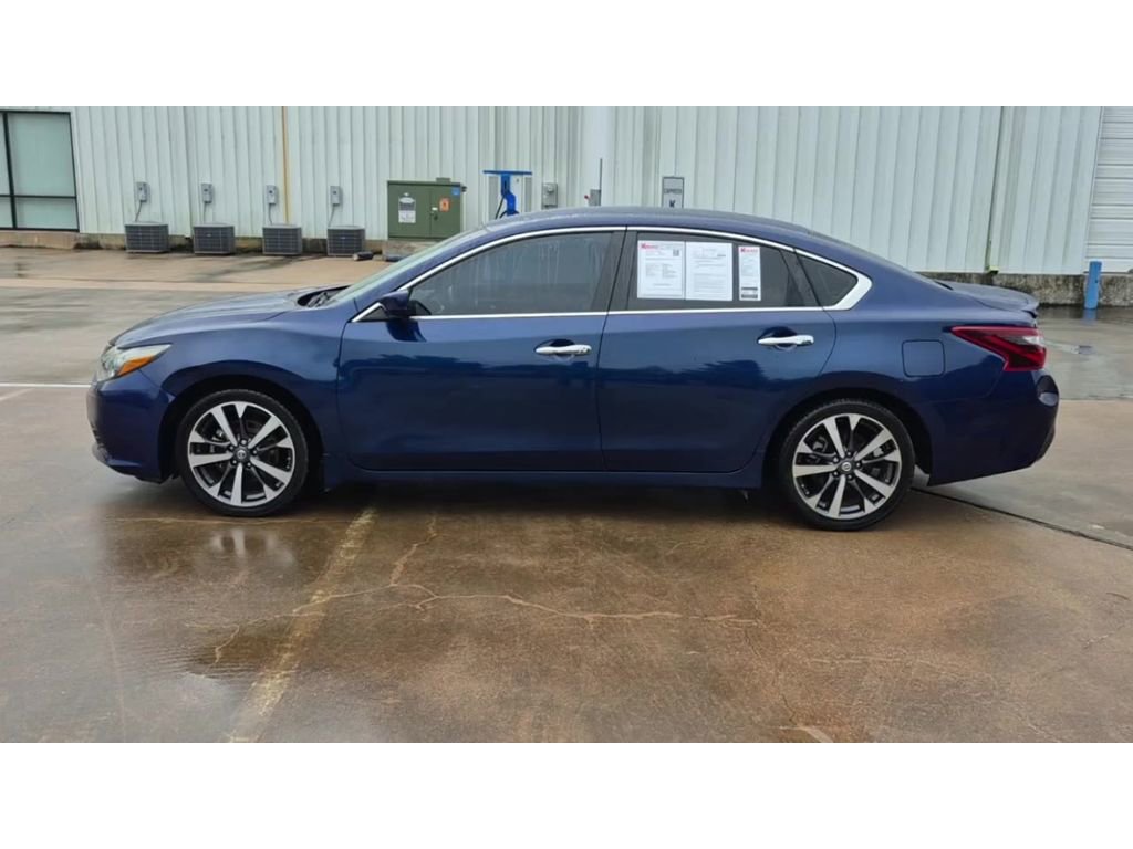 Used 2017 Nissan Altima 2.5 SR image 5