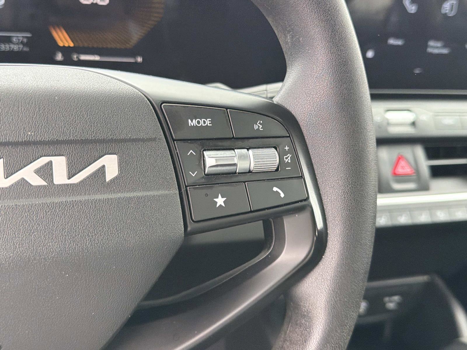 Used 2025 Kia K4 FWD image 10