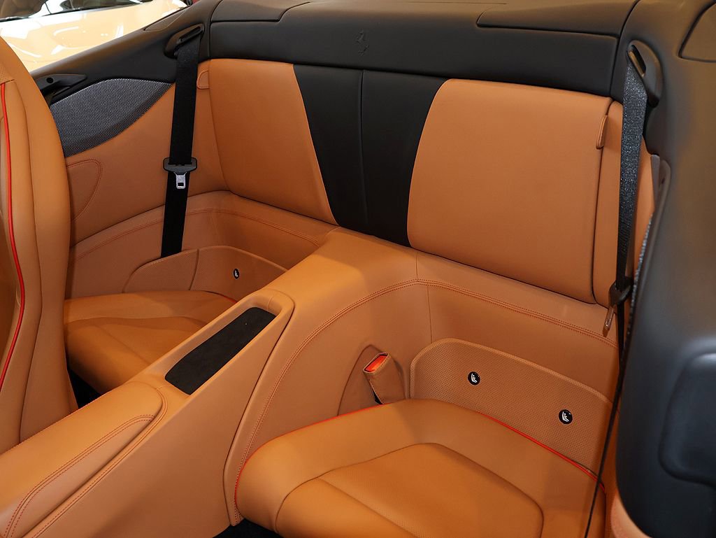 Certified 2022 Ferrari Portofino M RWD image 88