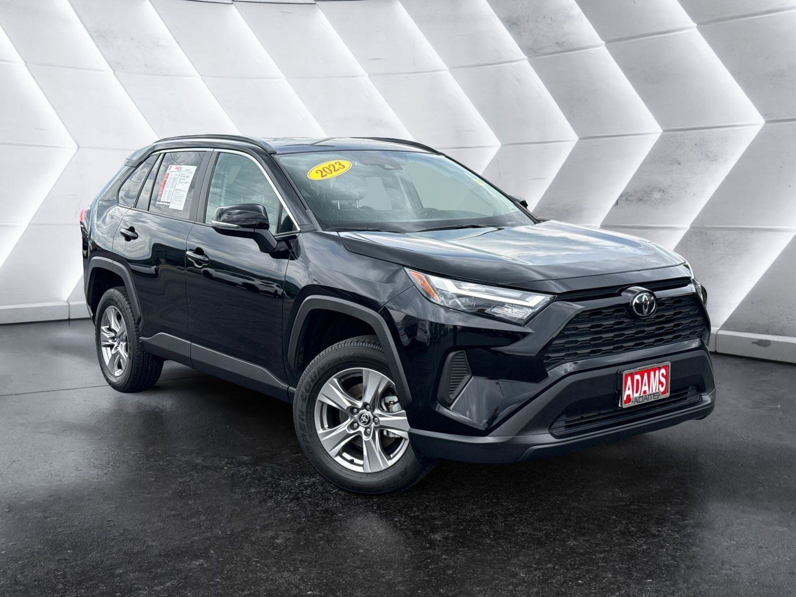Certified 2023 Toyota RAV4 XLE w/ XLE Grade Weather Package AWD/4WD image 1