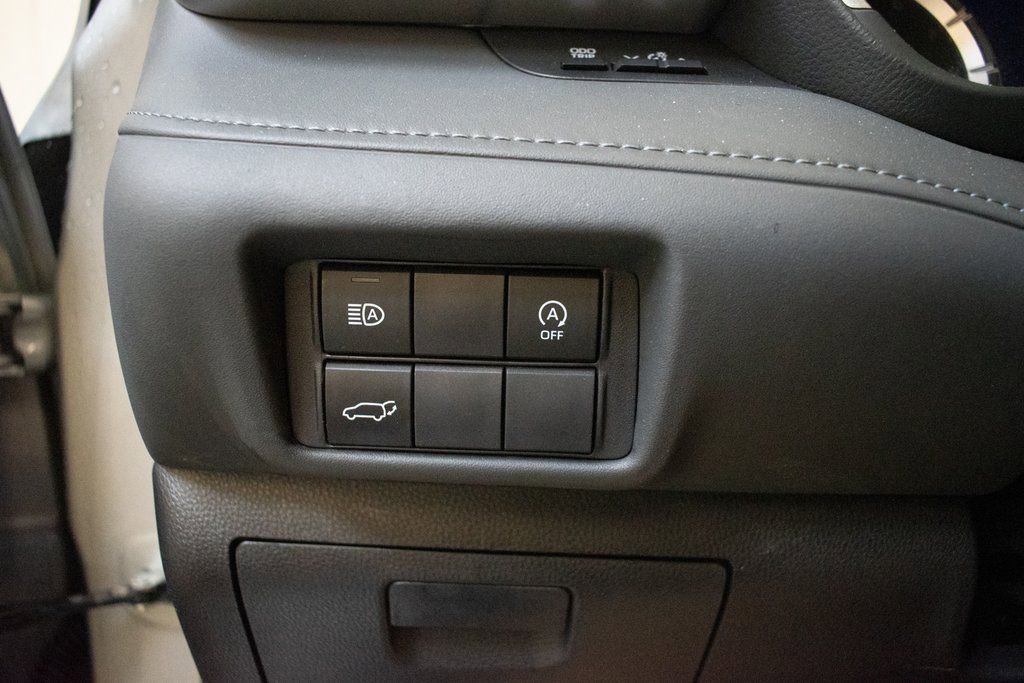 Used 2023 Toyota Highlander XSE image 19