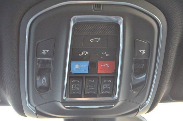 New 2025 Jeep Grand Cherokee Limited image 29