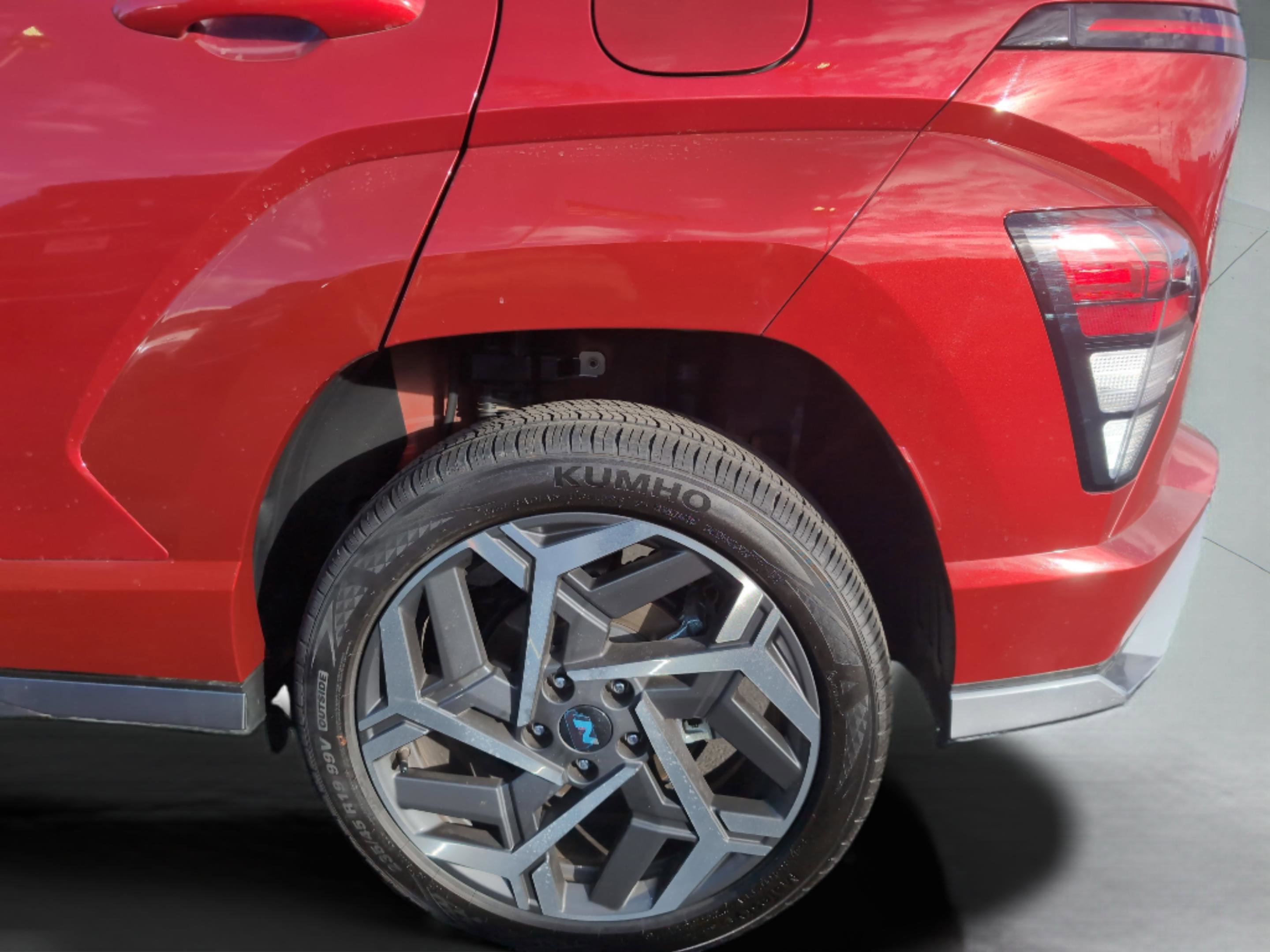 Used 2025 Hyundai Kona N Line S image 30