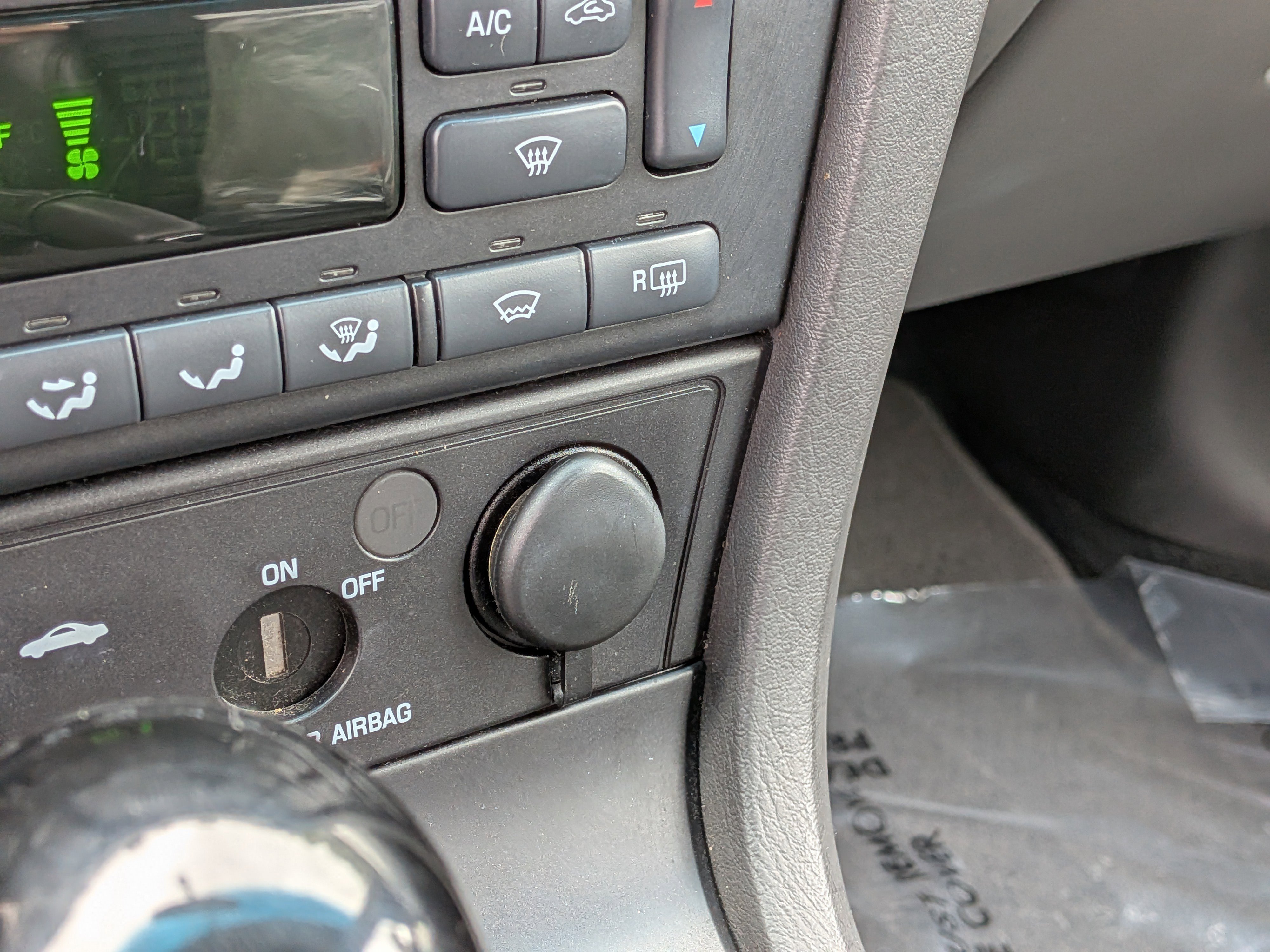 Used 2002 Ford Thunderbird image 27