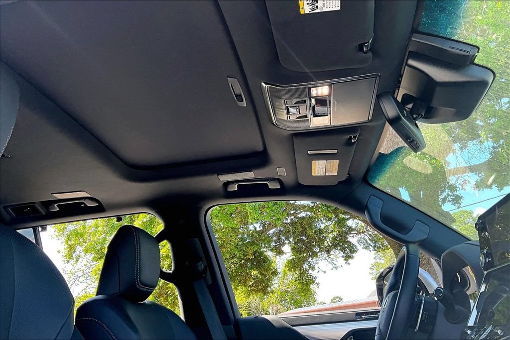 Used 2023 Lexus LX 600 F Sport AWD/4WD image 27