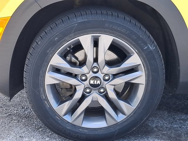 Used 2021 Kia Seltos S AWD/4WD image 28