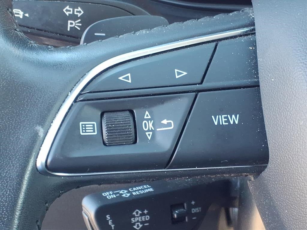 Used 2019 Audi Q8 Prestige w/ Luxury Package image 18