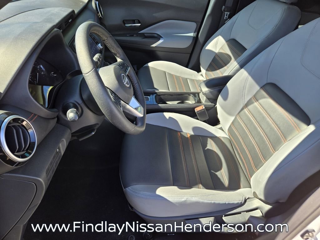 Used 2024 Nissan Kicks SR w/ SR Premium Package image 10