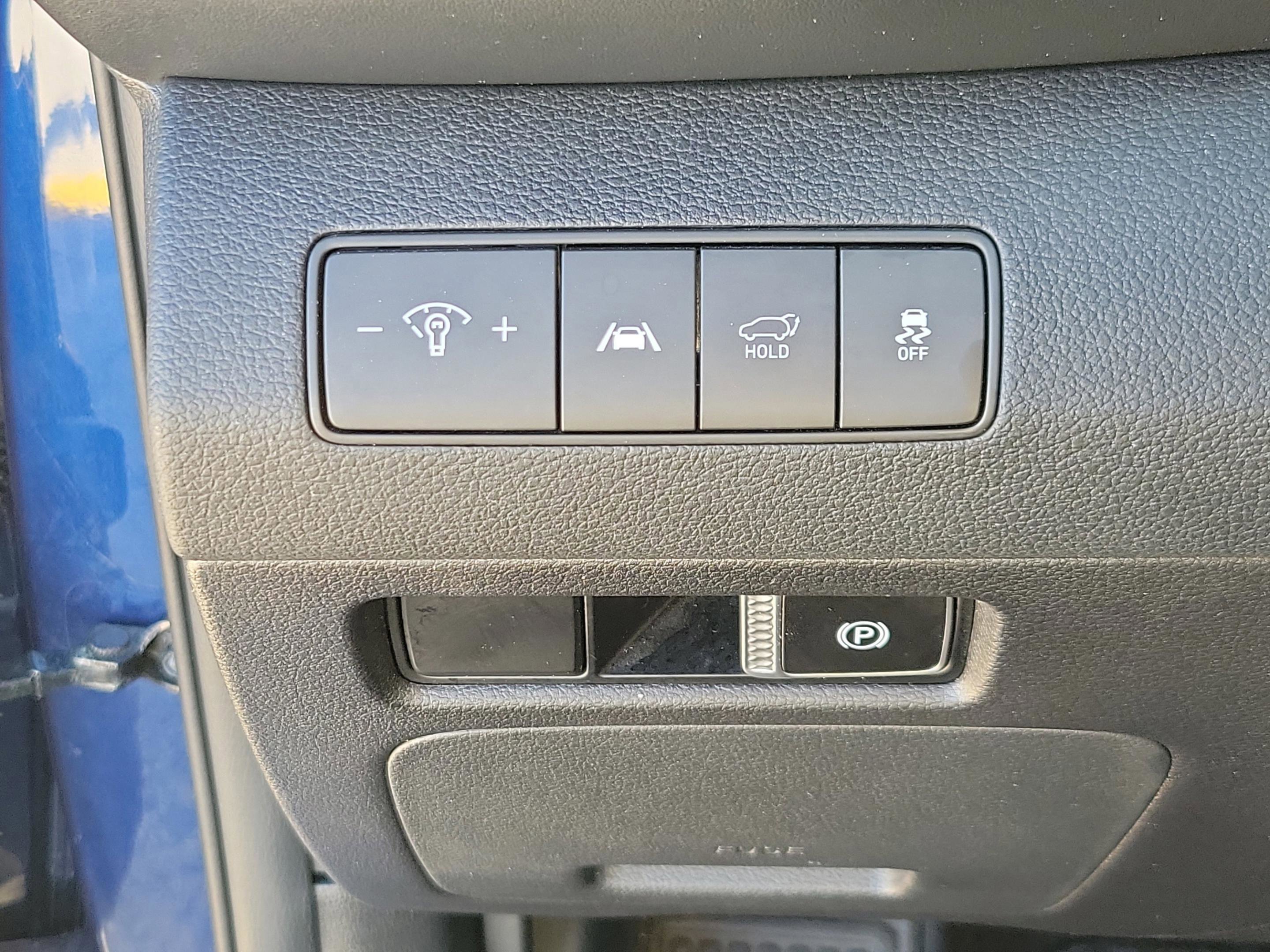 Certified 2023 Hyundai Santa Fe SEL image 29