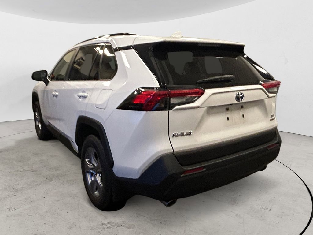 Used 2023 Toyota RAV4 XLE w/ Convenience Package AWD/4WD image 3