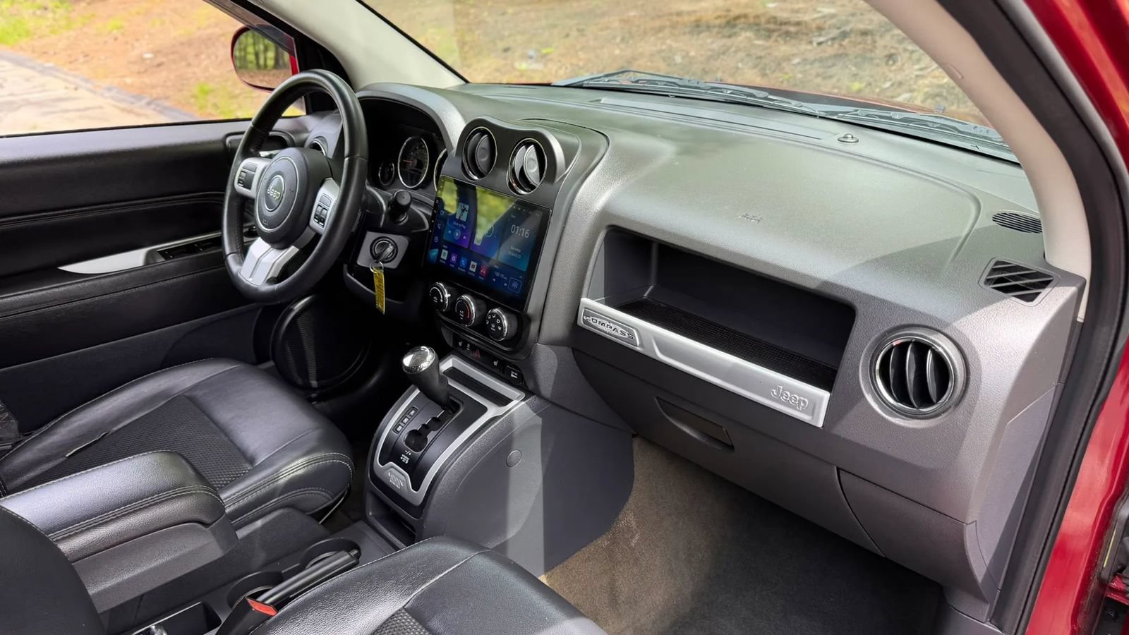 Used 2016 Jeep Compass Latitude AWD/4WD image 16