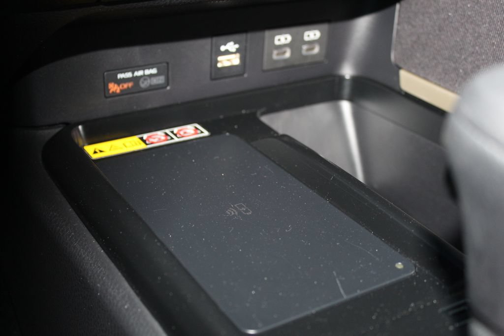 Used 2025 Toyota Camry LE FWD image 29