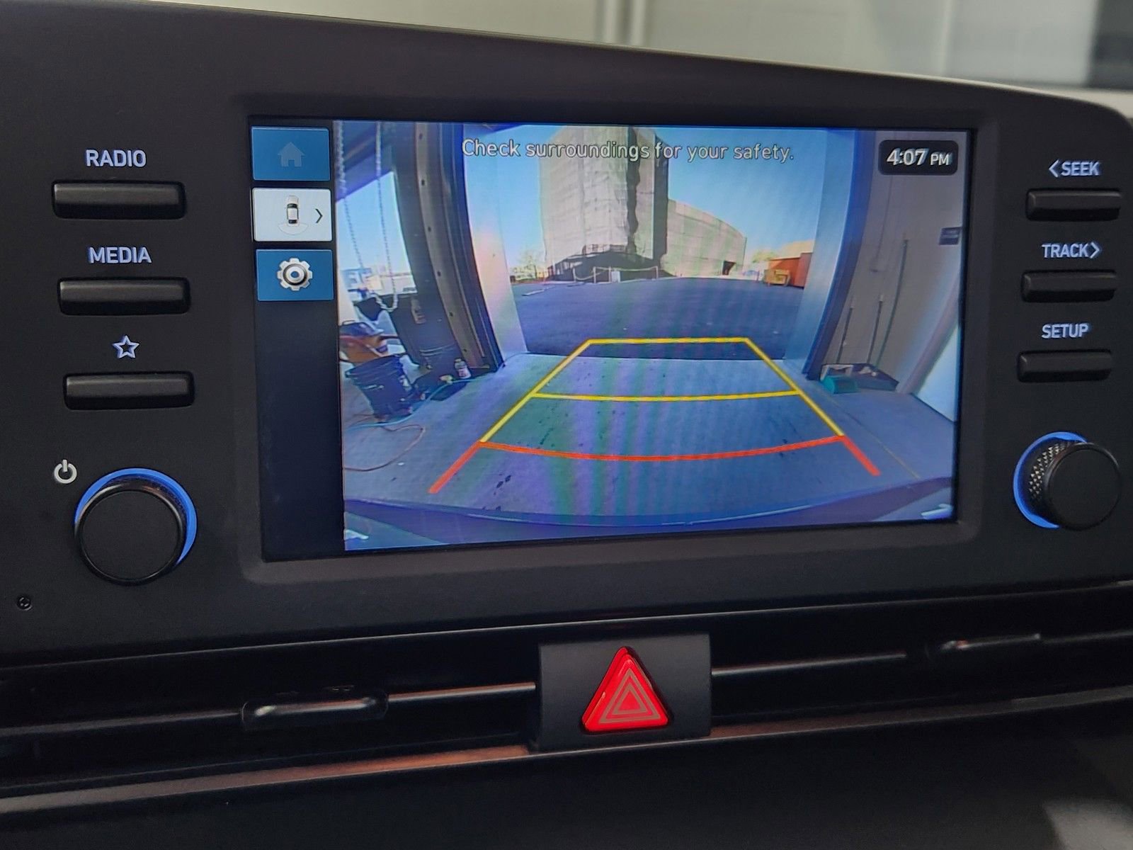 Certified 2025 Hyundai Elantra Sport image 19