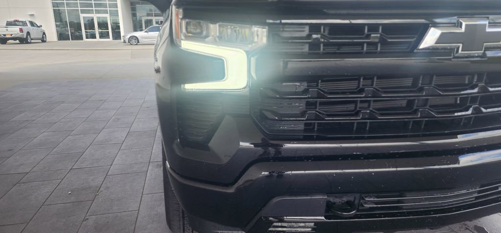 Used 2024 Chevrolet Silverado 1500 RST w/ All Star Edition Plus AWD/4WD image 4