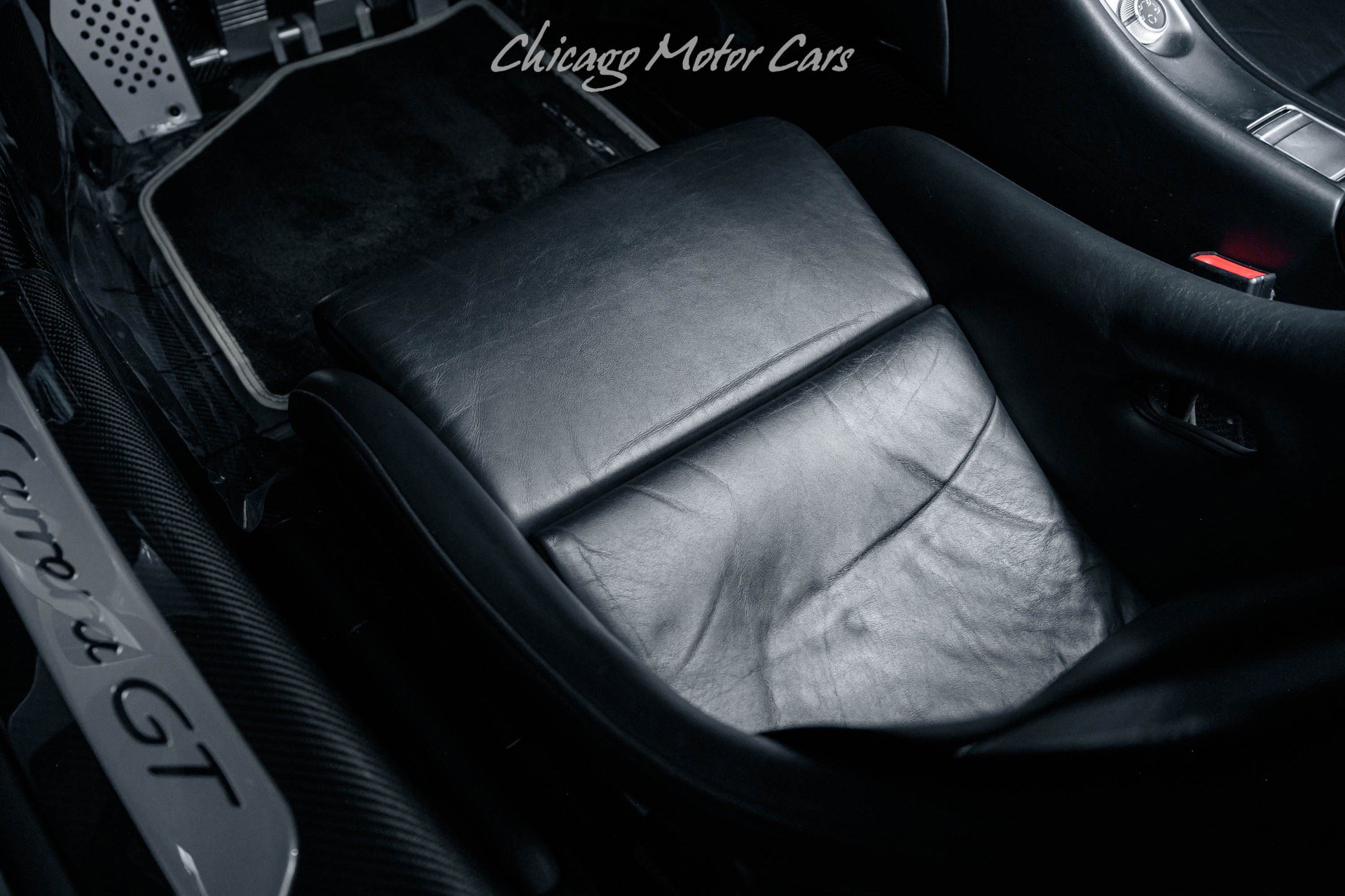 Used 2005 Porsche Carrera GT RWD image 16