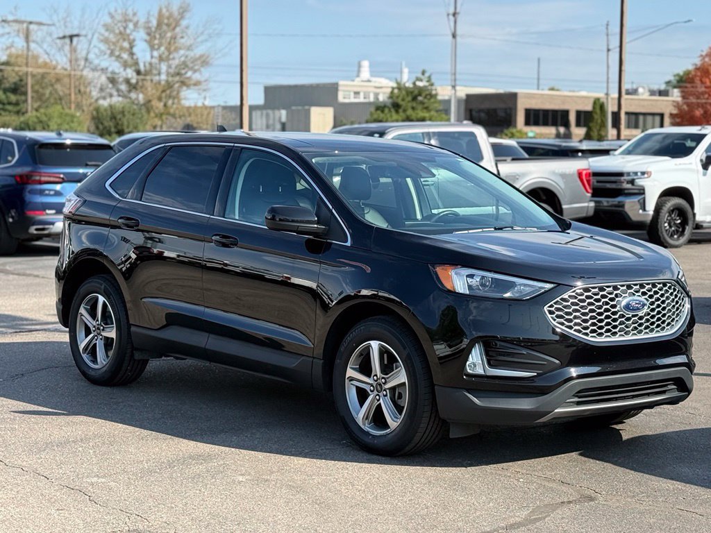 Certified 2024 Ford Edge SEL w/ Convenience Package AWD/4WD image 30