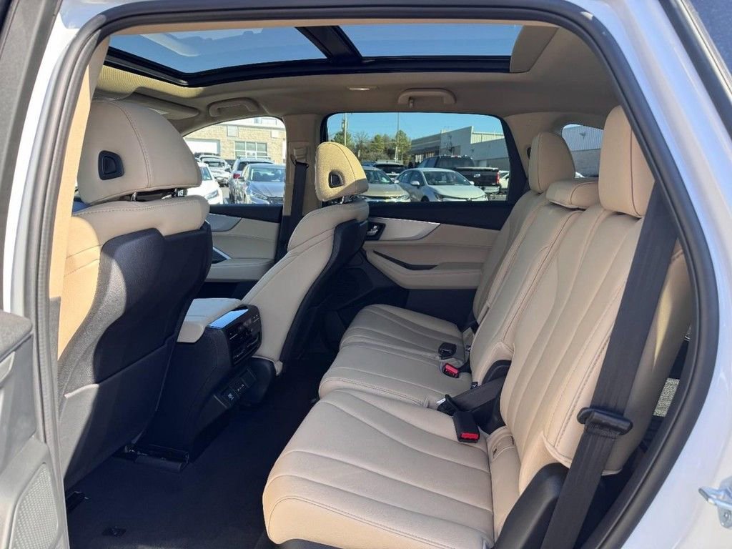 Certified 2026 Acura MDX SH-AWD image 12
