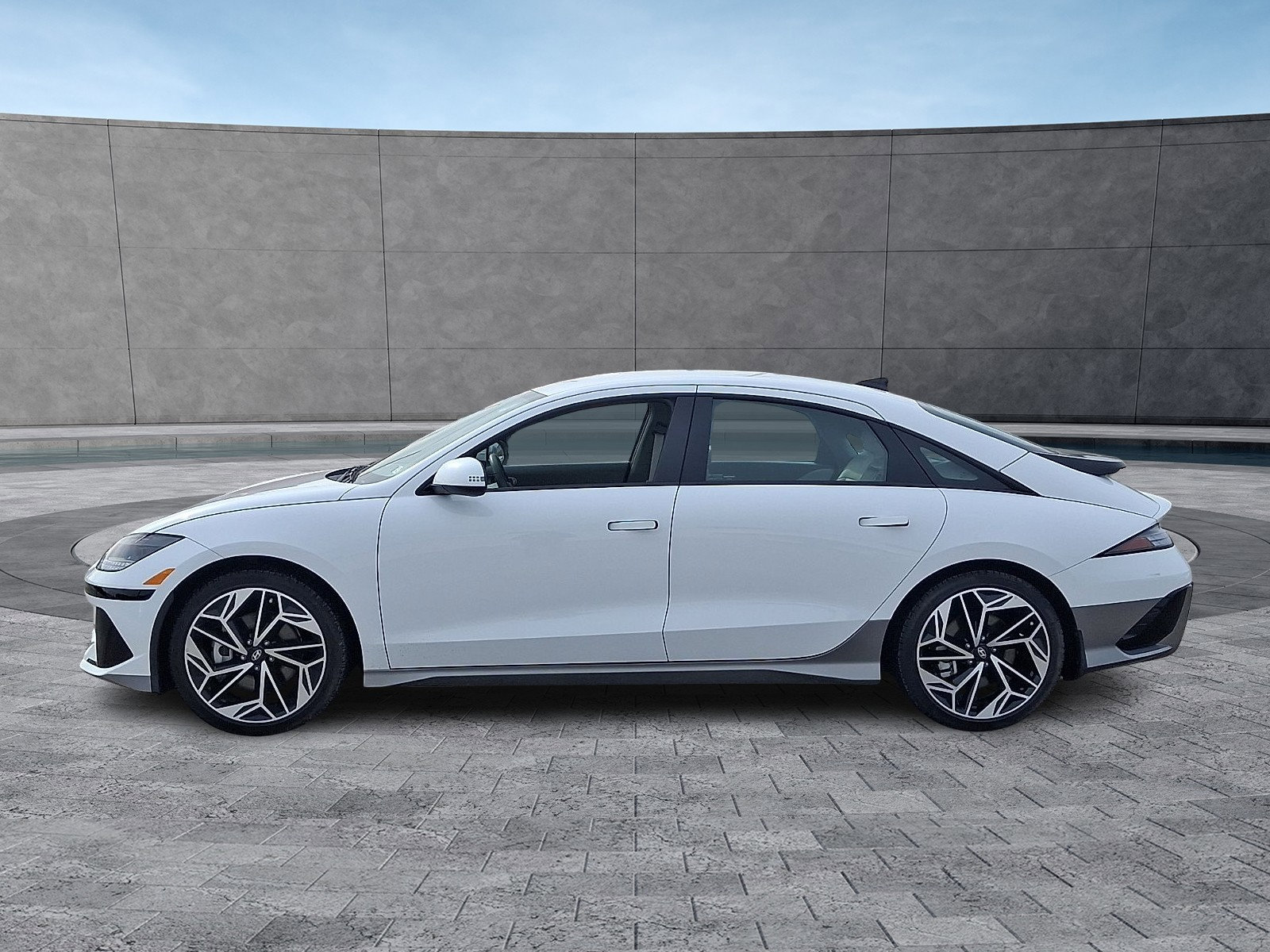 Certified 2023 Hyundai Ioniq 6 SEL AWD/4WD image 6