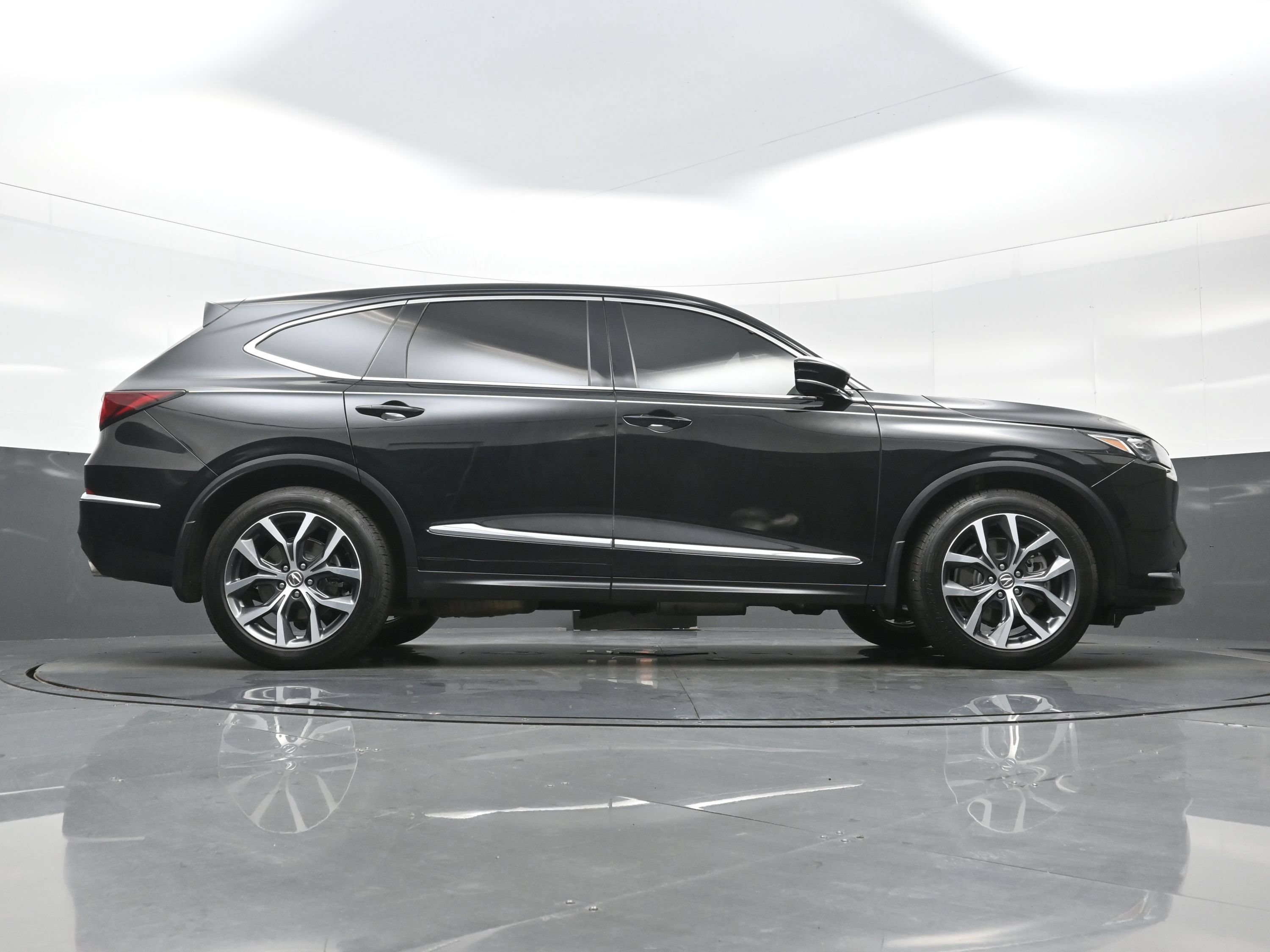Used 2022 Acura MDX w/ Technology Package FWD image 31