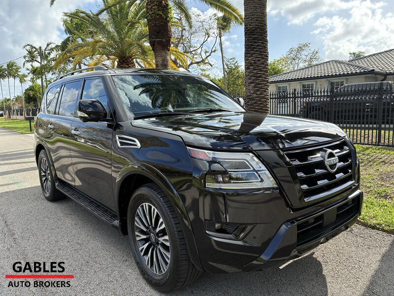 Used 2024 Nissan Armada SL w/ Midnight Edition Package AWD/4WD image 4