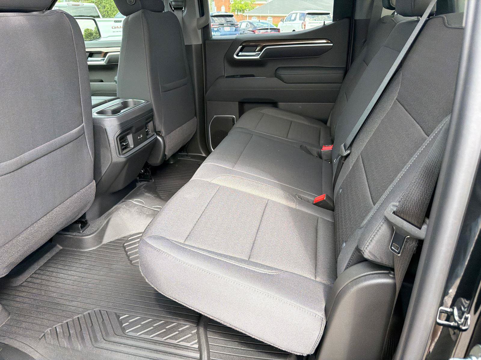 New 2026 Chevrolet Silverado 1500 RST AWD/4WD image 12