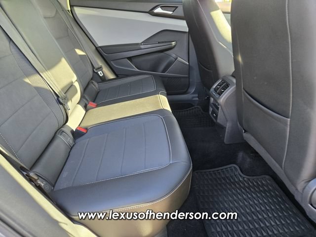 Used 2022 Volkswagen Taos SE FWD image 15
