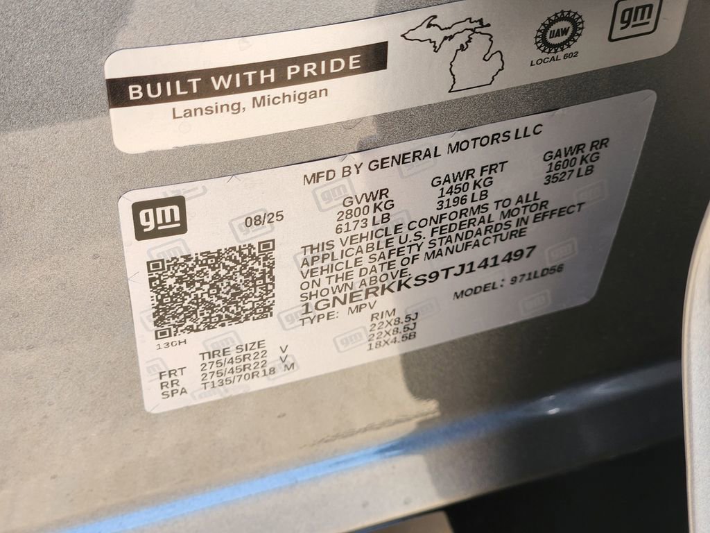 New 2026 Chevrolet Traverse High Country w/ LPO, Floor Liner Package image 25