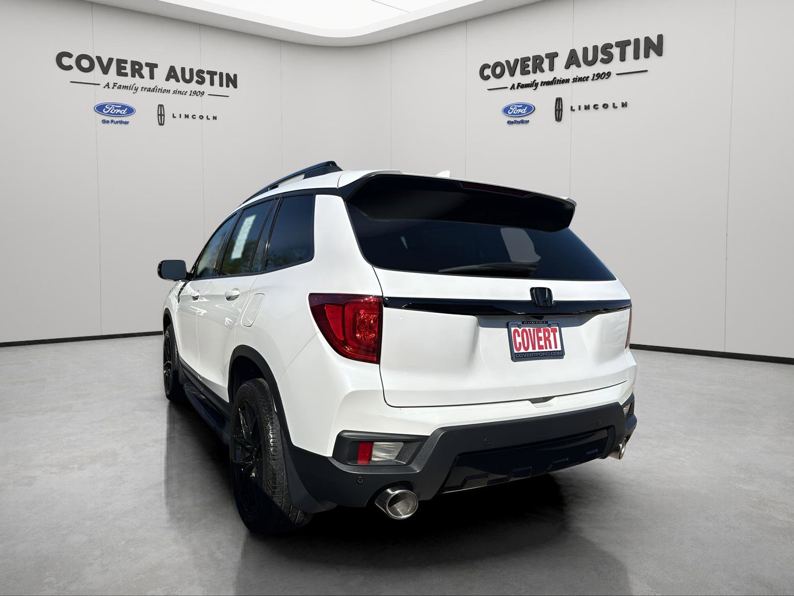 Used 2023 Honda Passport Elite image 3