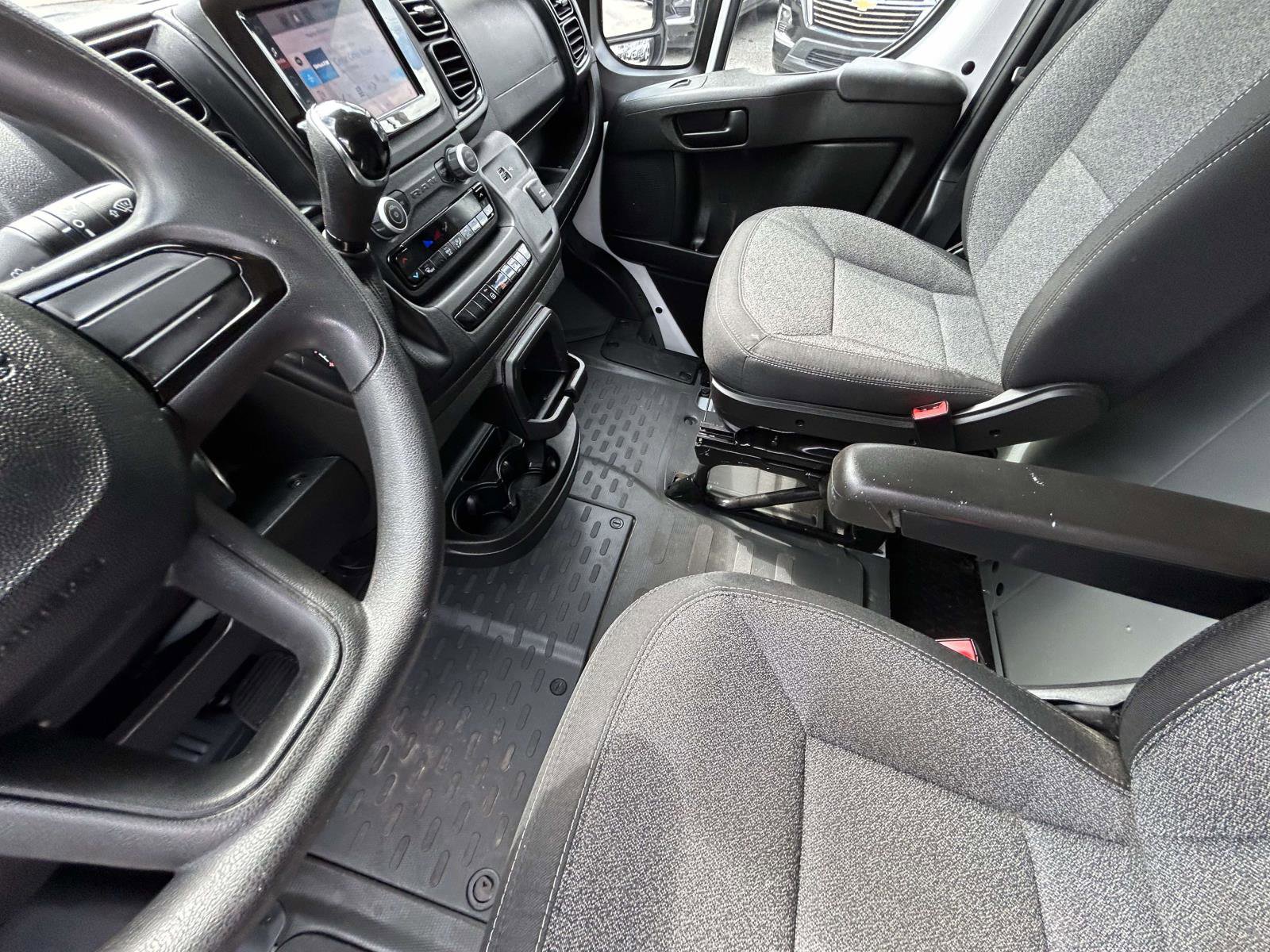 Used 2024 RAM ProMaster 2500 image 10