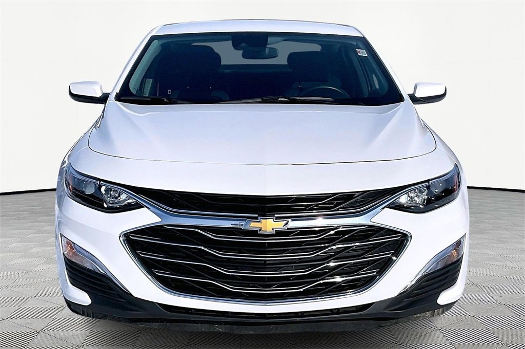 Used 2024 Chevrolet Malibu LS image 2