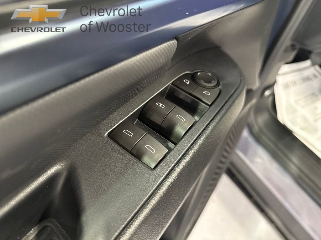 New 2026 Chevrolet Equinox EV LT image 11