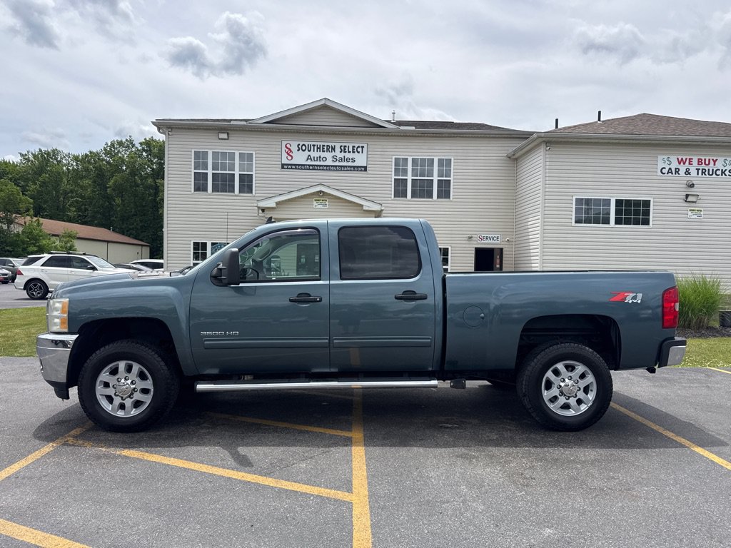 Used 2011 Chevrolet Silverado 3500 LT w/ Interior Plus Package