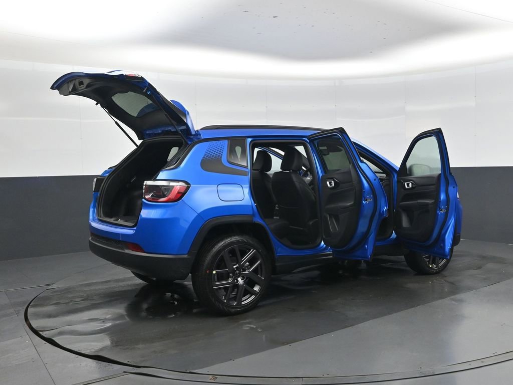 New 2026 Jeep Compass Latitude AWD/4WD image 46