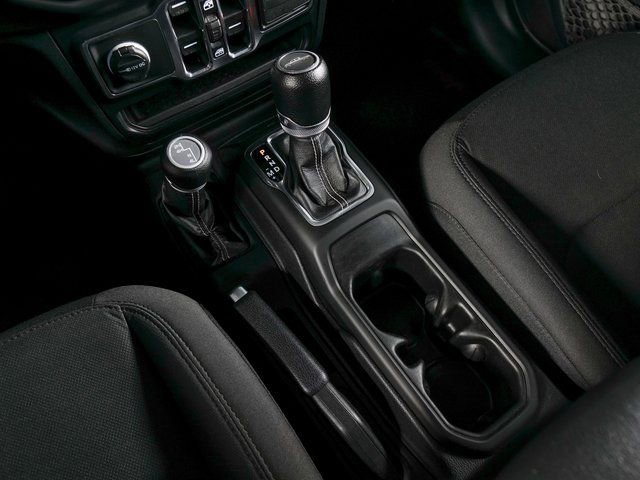 Used 2021 Jeep Gladiator Overland w/ Dual Top Group image 13