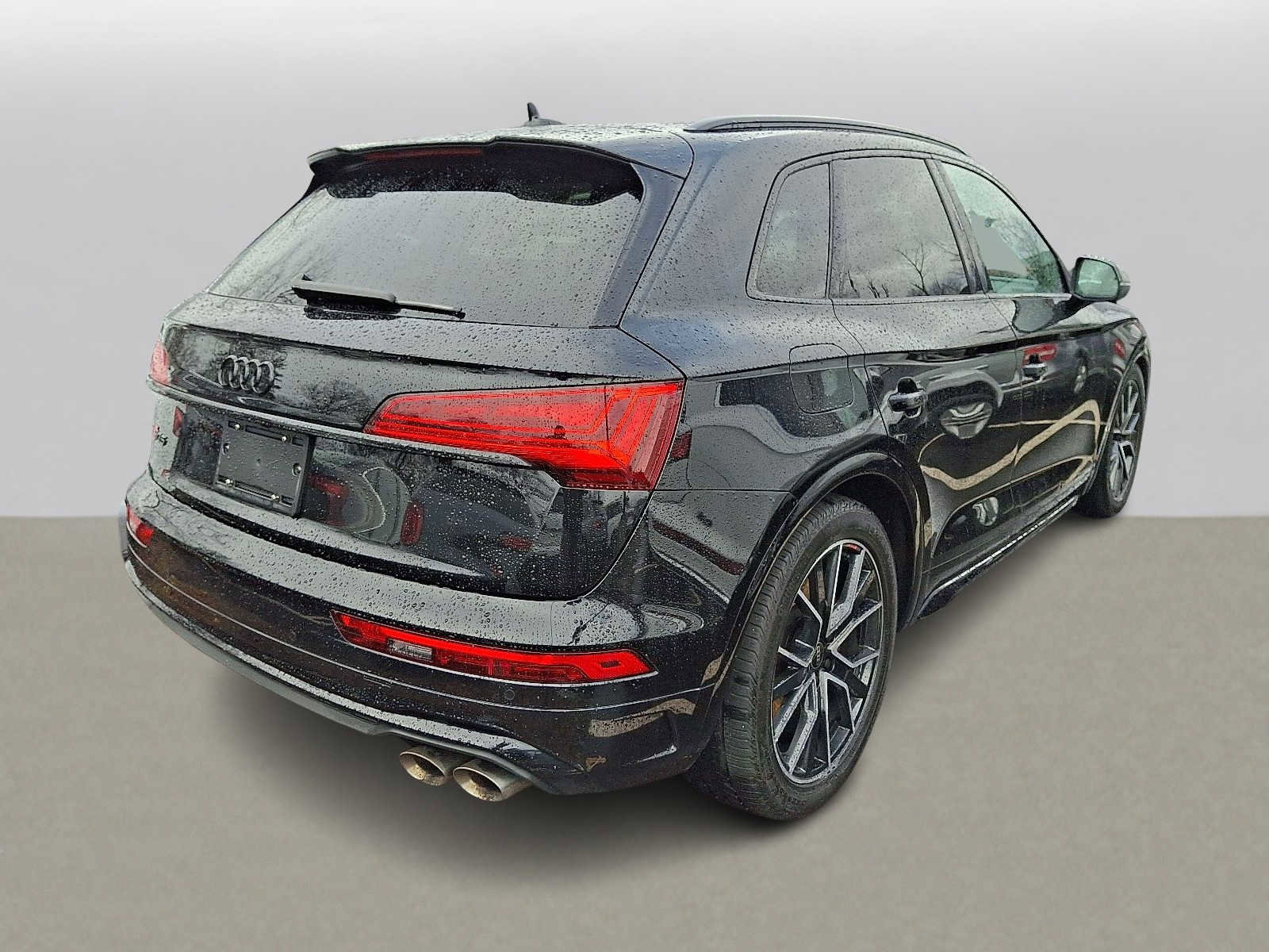Used 2024 Audi SQ5 Premium Plus image 3