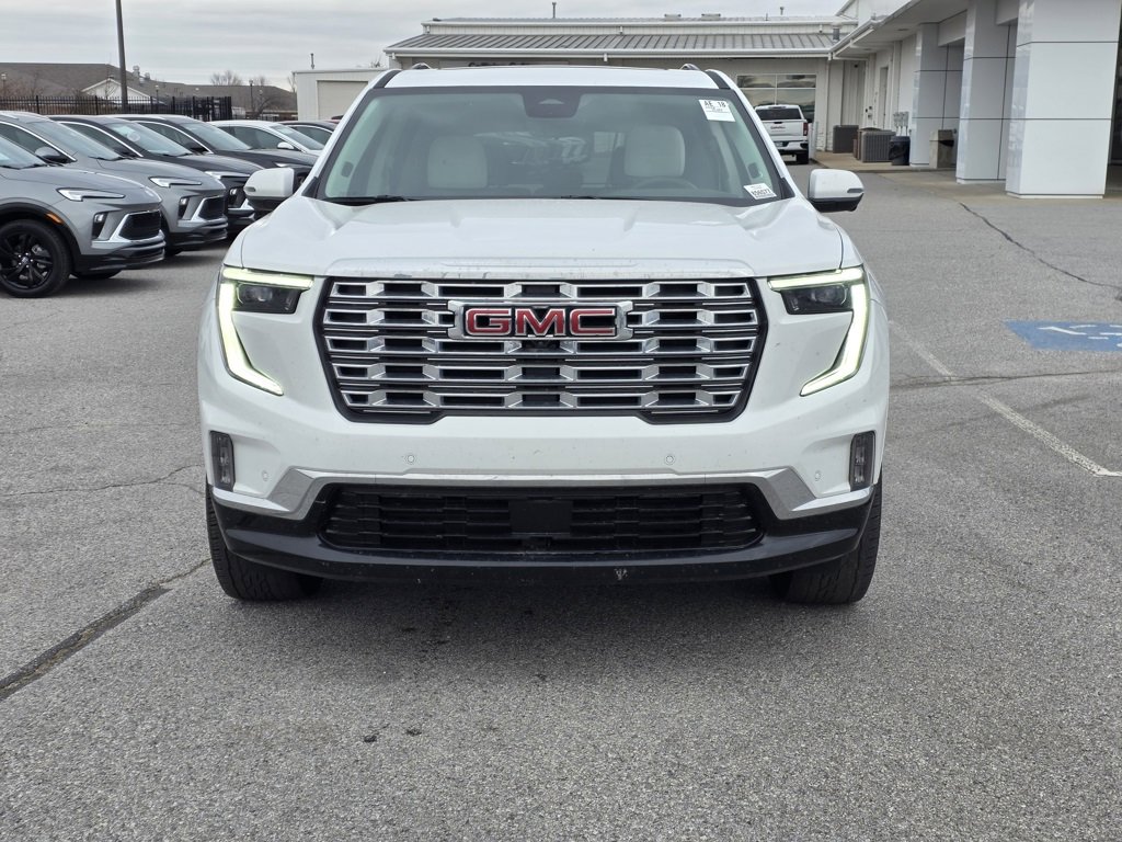 Used 2024 GMC Acadia Denali w/ Super Cruise Package image 2