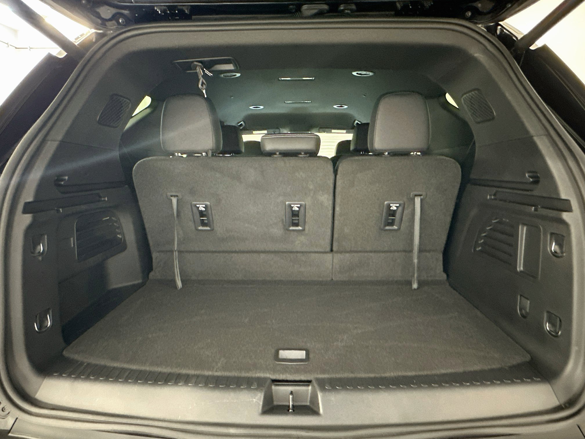 Used 2024 Chevrolet Traverse LT AWD/4WD image 31