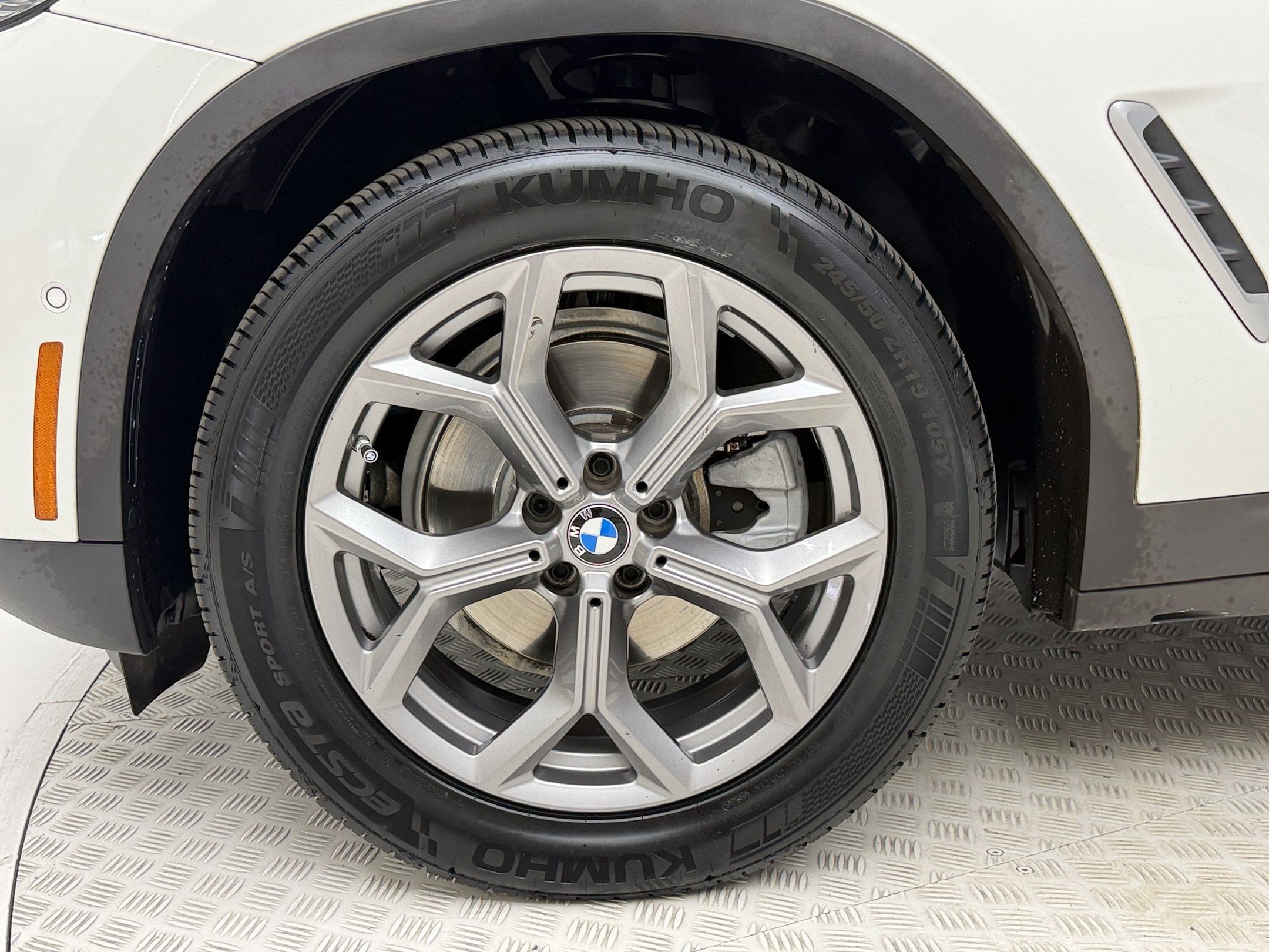 Used 2024 BMW X3 sDrive30i w/ Convenience Package RWD image 13