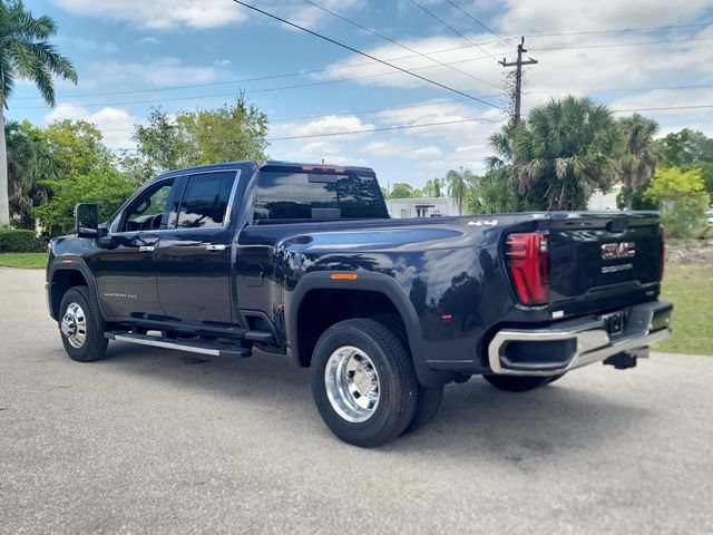 New 2026 GMC Sierra 3500 SLT w/ SLT Convenience Package AWD/4WD image 4