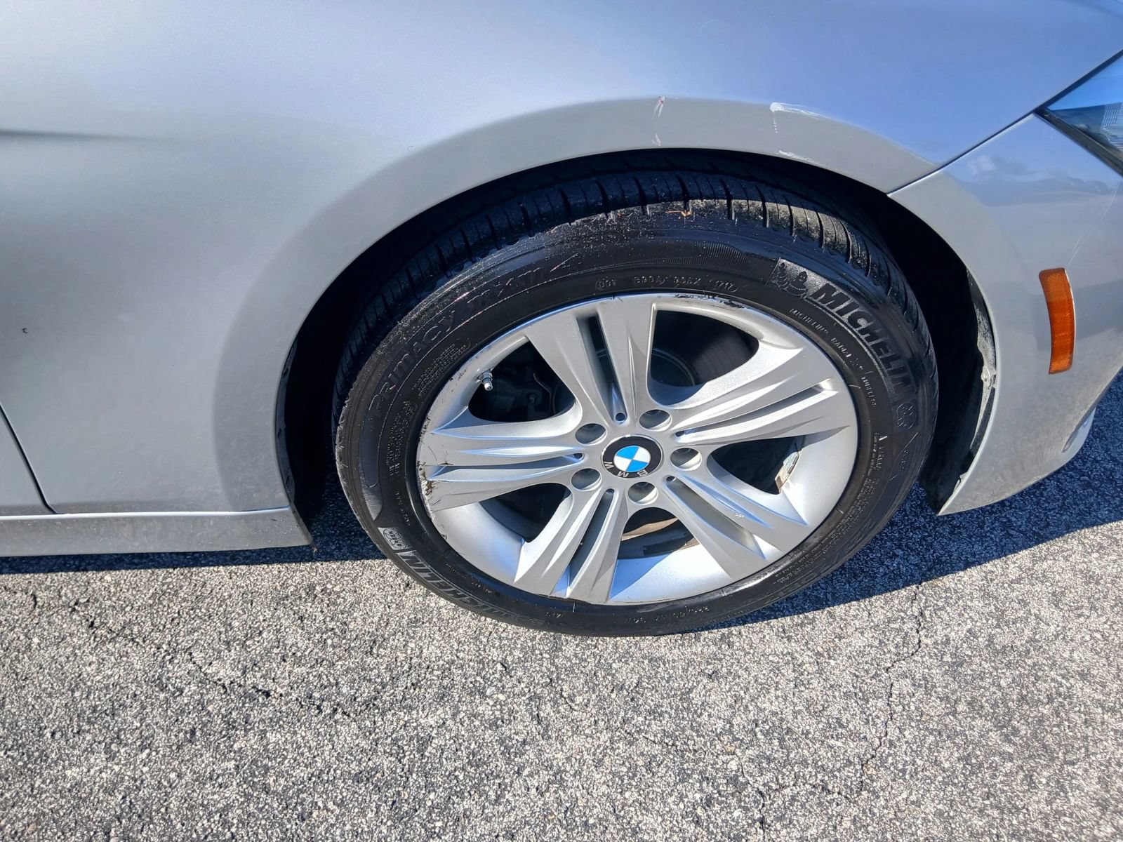 Used 2017 BMW 330i Sedan w/ Driver Assistance Package RWD image 21