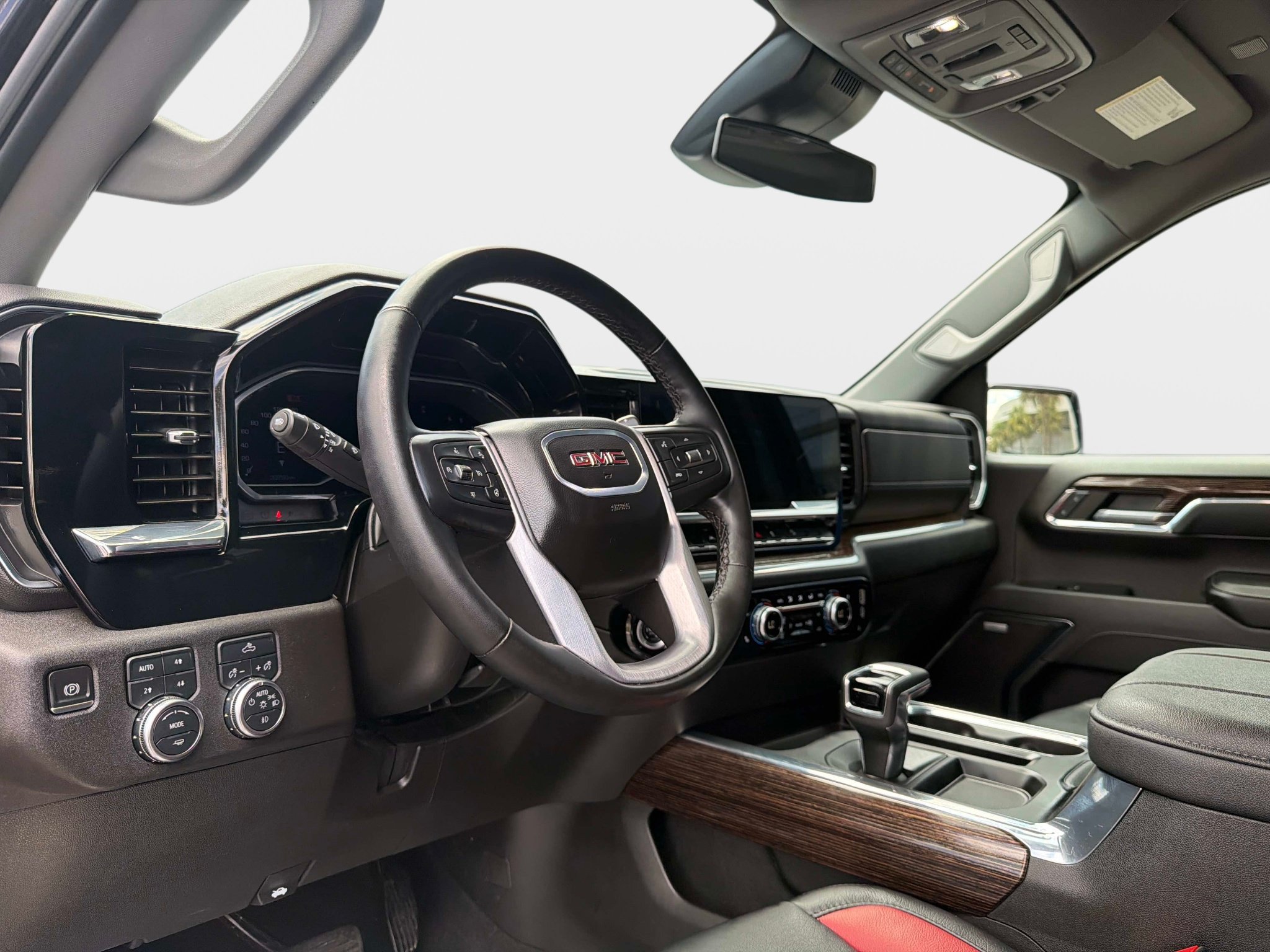 Used 2024 GMC Sierra 1500 Elevation w/ Preferred Package AWD/4WD image 35